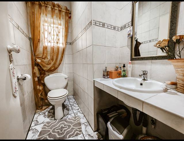 4 BEDROOM HOUSE FOR SALE IN SASOLBURG EXT 4